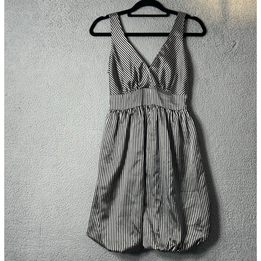 Every 1 Dress Womens XS Black Silver Striped Sleeveless V Neck Bubble Mini Dress